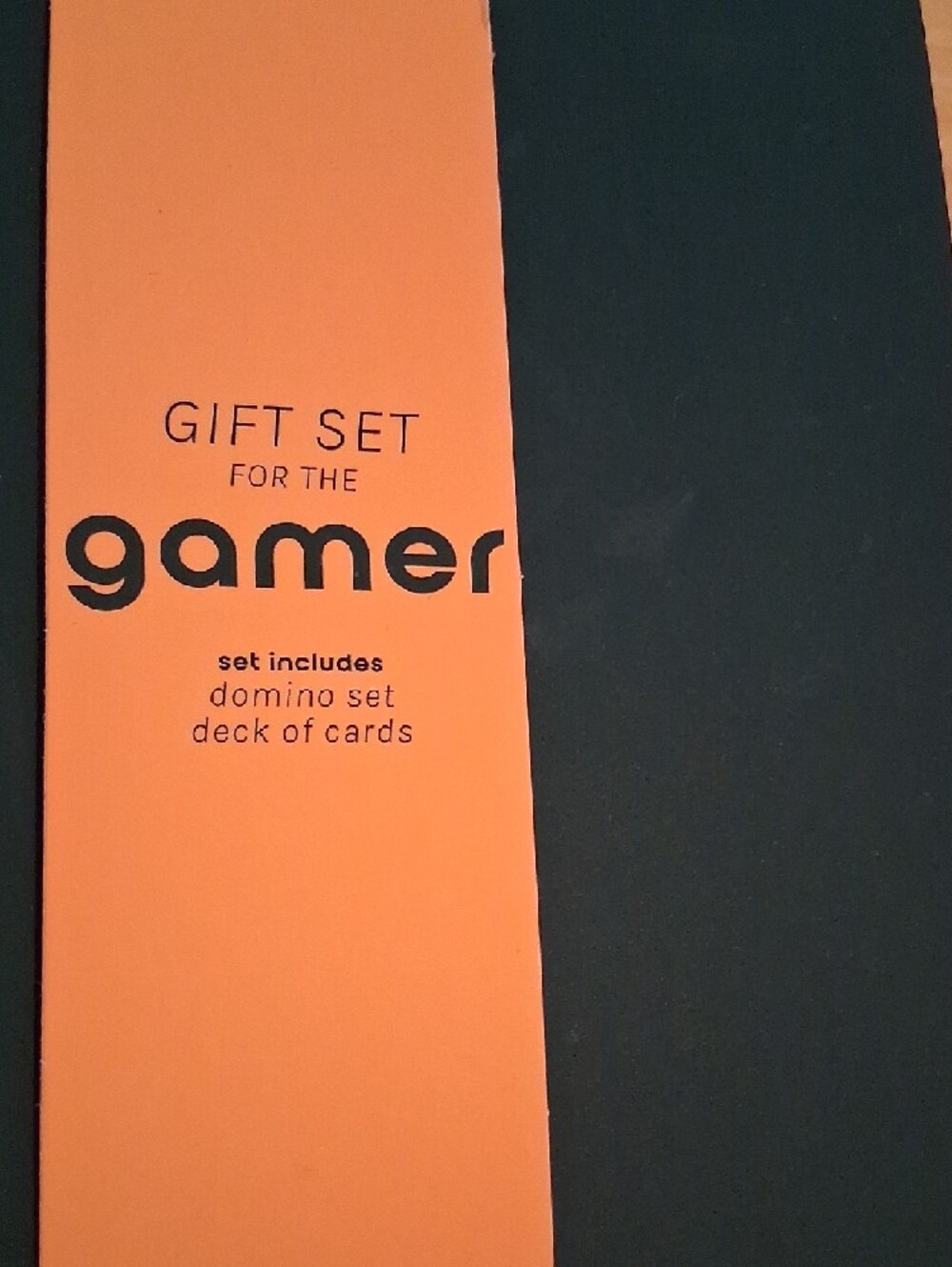 Gamer Gift Set Box in Dark Green and Peach - Picture 2 of 5